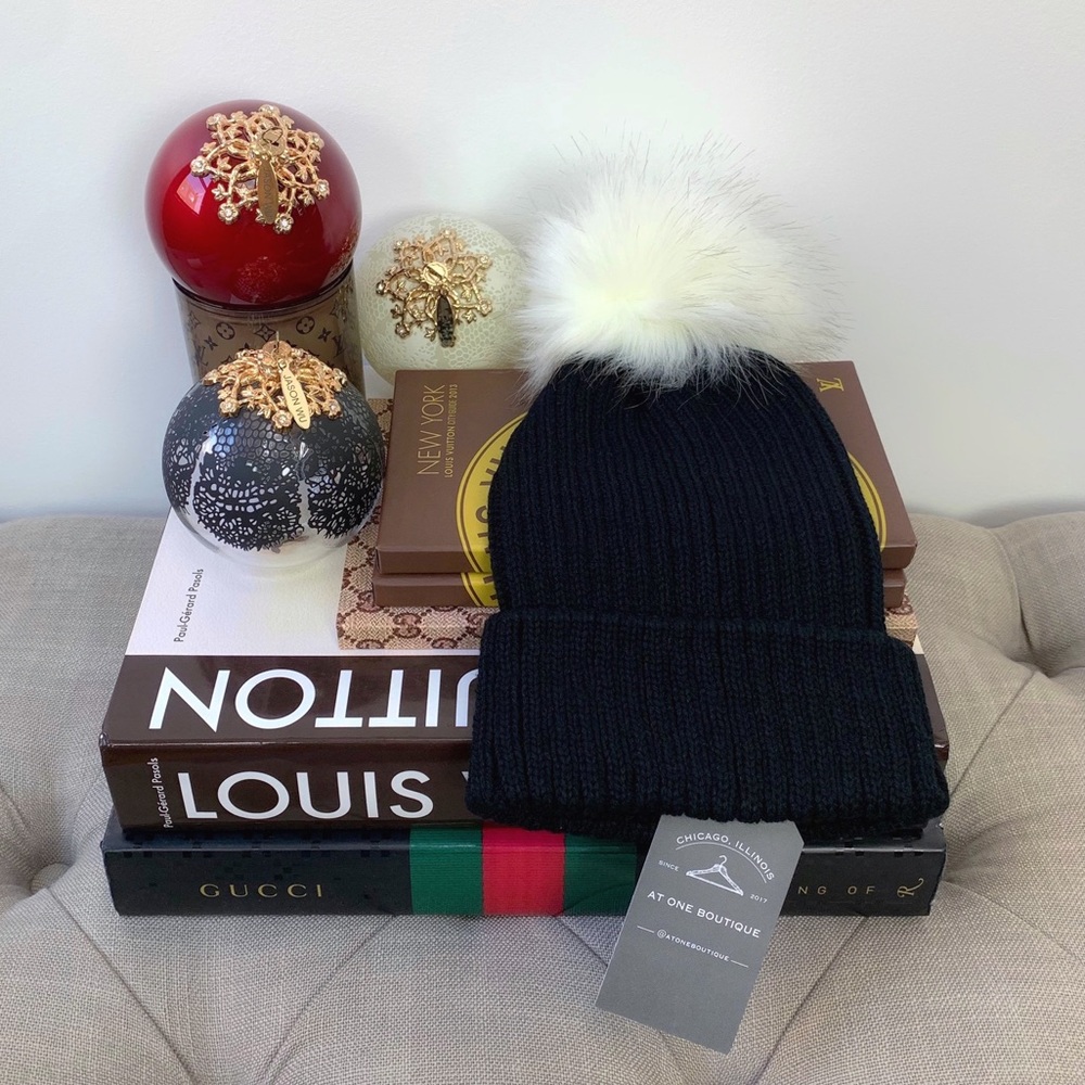 ❗️Price firm! Faux Fur Pompom Ribbed Beanie Hat